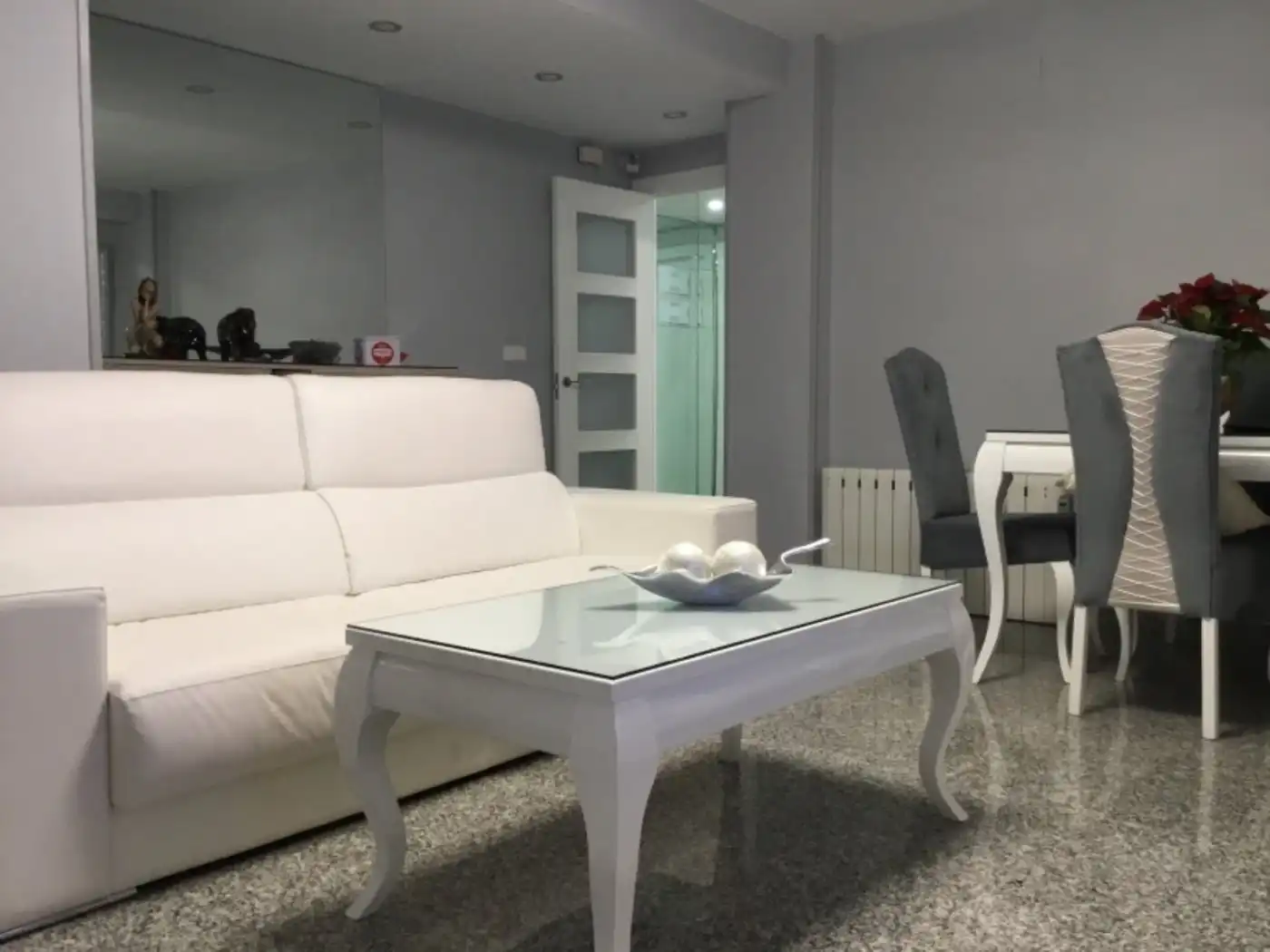 Living room of Flat for sale in Murcia  with Air Conditioner, Furnished and Balcony
