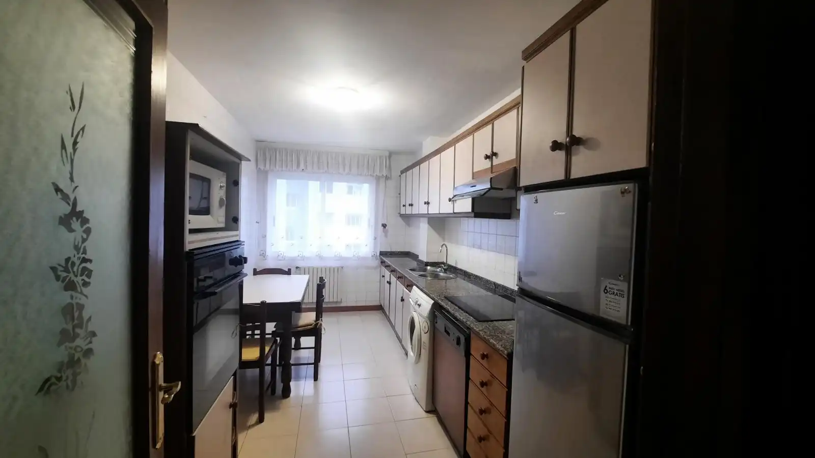 Cocina de Piso de alquiler en Santiago de Compostela  con Amueblado