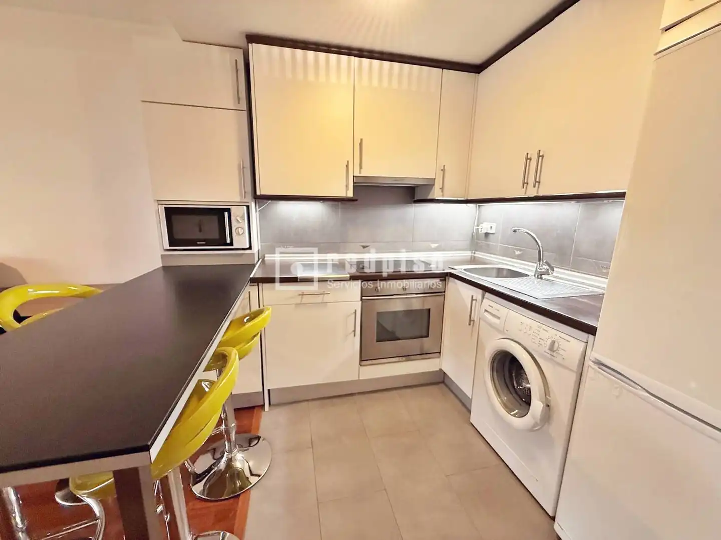 Cocina de Piso en venta en Chiloeches, Guadalajara