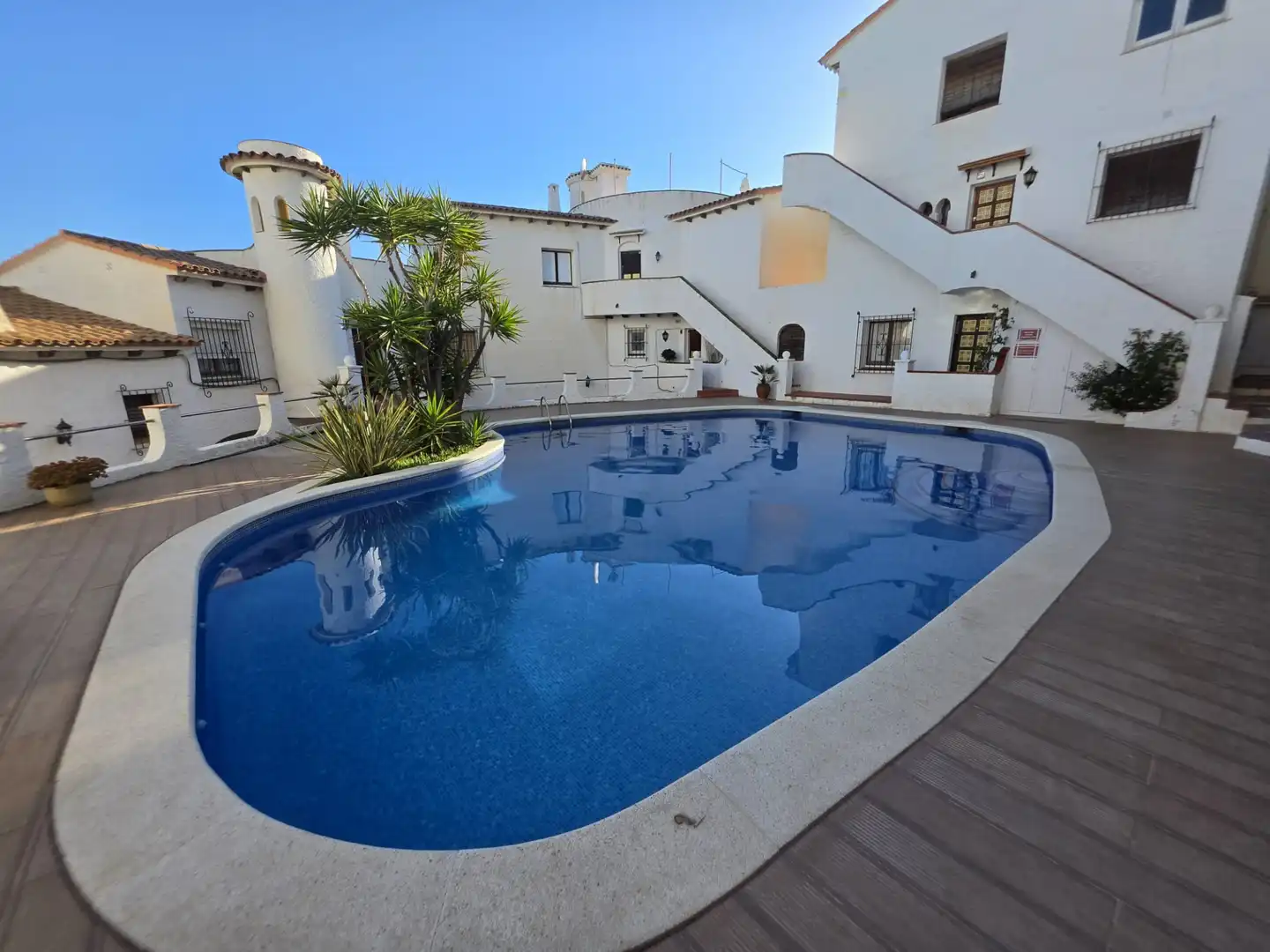 Piscina de Dúplex en venda en Sitges amb Terrassa, Traster i Moblat