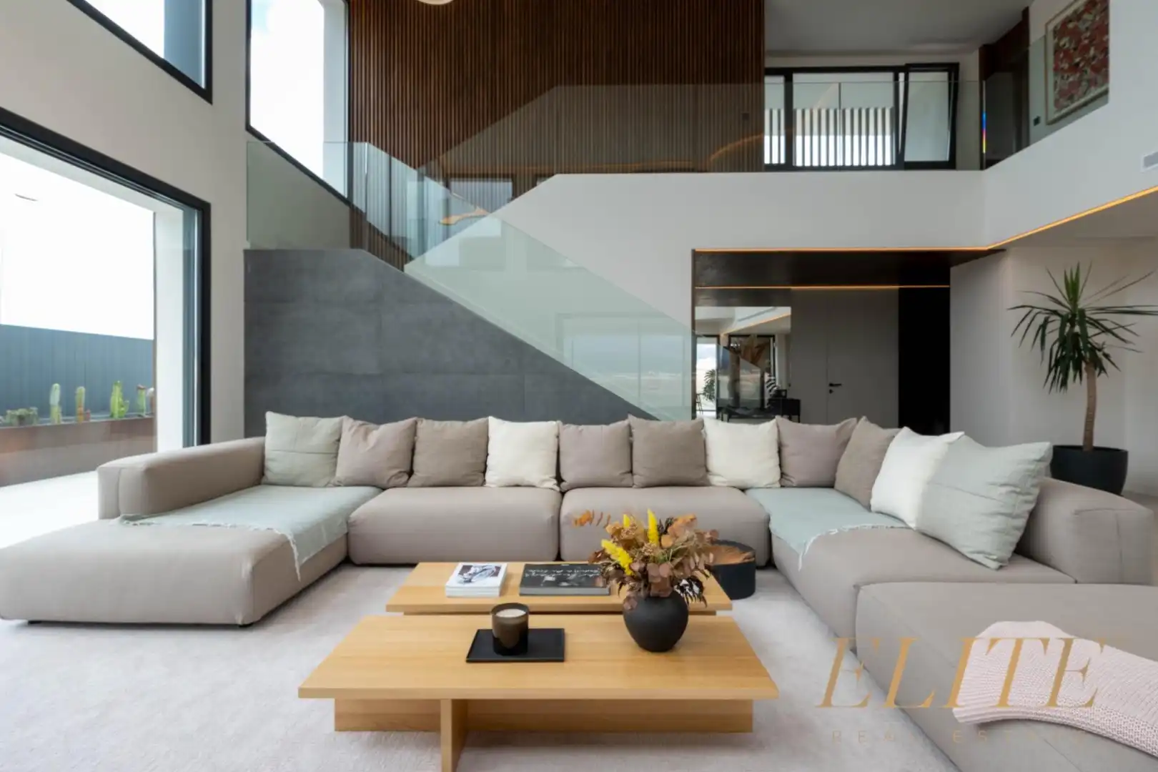 Sala de estar de Casa o chalet en venta en San Bartolomé de Tirajana con Aire acondicionado, Jardín privado y Terraza