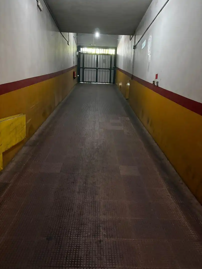 Parkplatz zum Verkauf in Centro, imagen 3