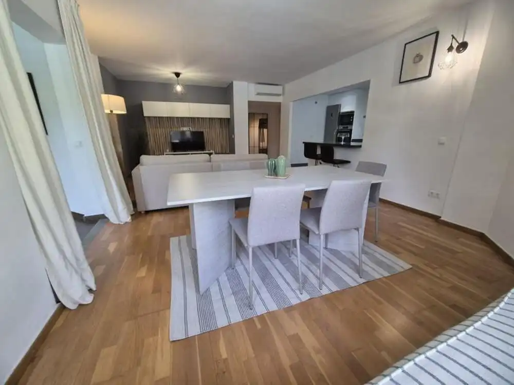 Erdgeschosswohnung mit Pool zur Miete in Nueva Andalucía, imagen 9