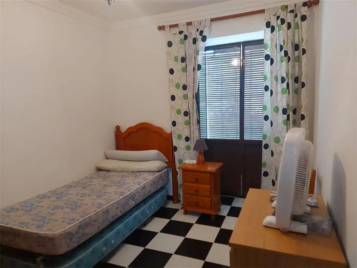 Habitación de Piso en venta en Casariche con Trastero, Amueblado y Balcón