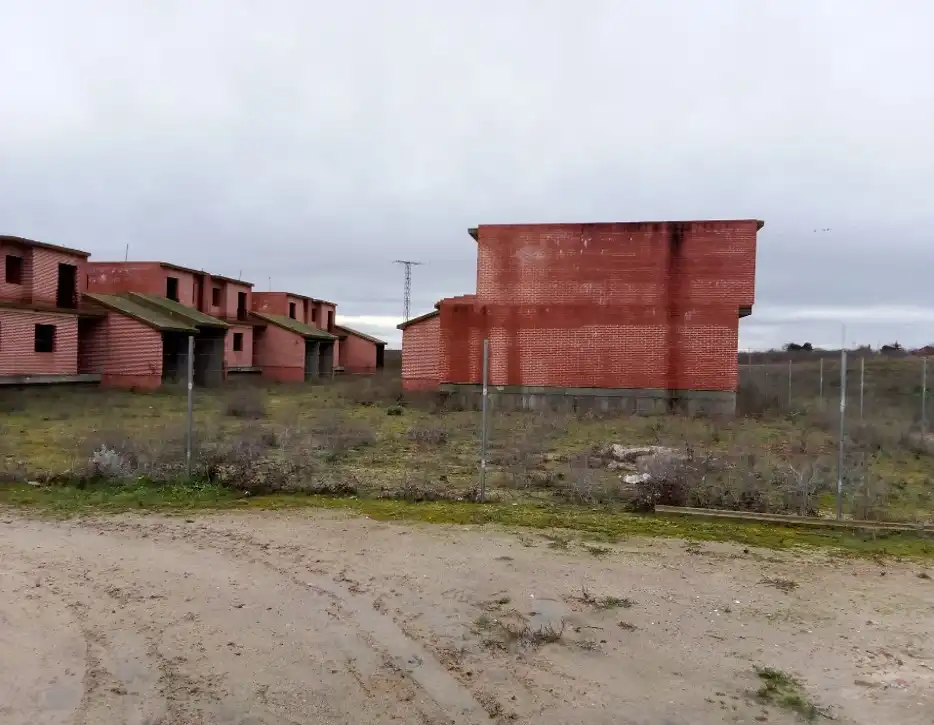 Exterior view of Houses for sale in Matapozuelos