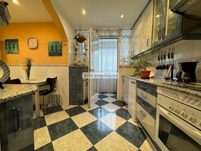 Kitchen of Flat for sale in  Madrid Capital  with Terrace