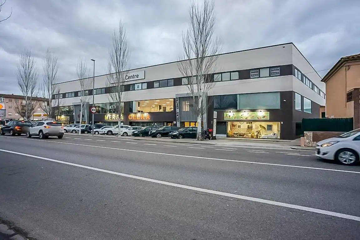 Exterior view of Commercial properties for sale in Celrà