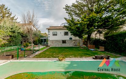 Jardí de Casa o xalet en venda en Moralzarzal amb Terrassa, Piscina i Balcó