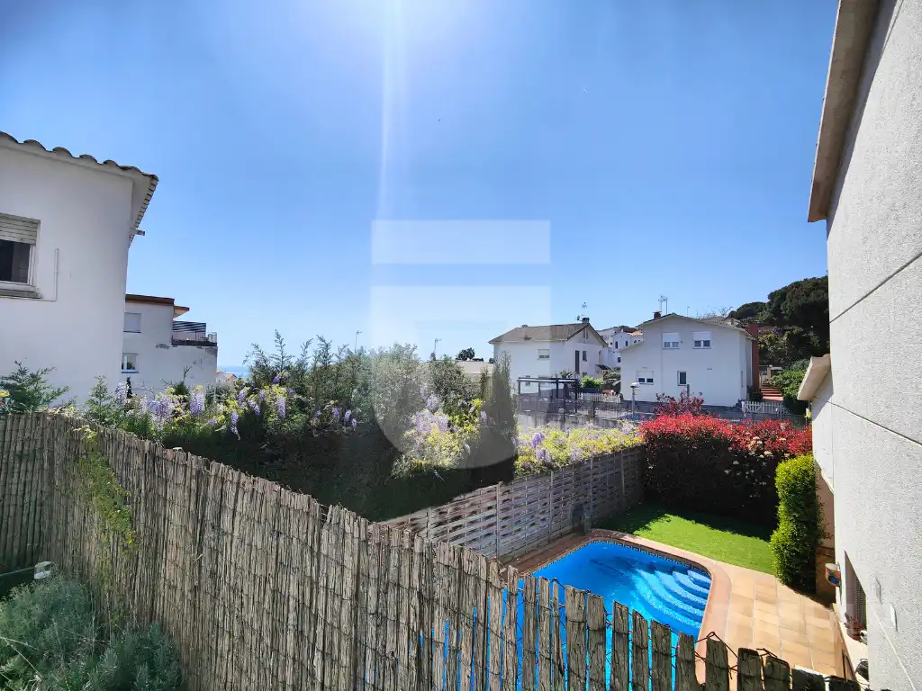Jardí de Casa o xalet en venda en El Masnou amb Aire condicionat, Calefacció i Jardí privat