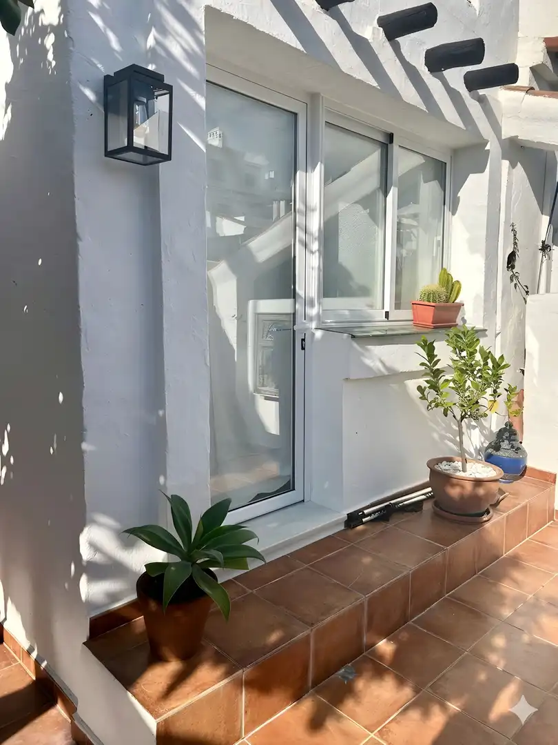 Adossat amb jardí en venda a Nueva Andalucía, imagen 5