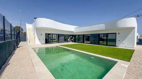 Para escriturar en julioUbicada en el prestigioso entorno de Ciudad Quesada, esta vivienda ofrece un estilo de vida tranquilo, cóm, imatge 3