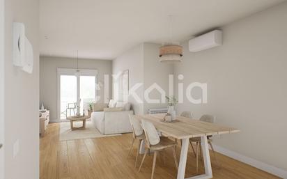 Living room of Flat for sale in  Madrid Capital  with Air Conditioner and Terrace