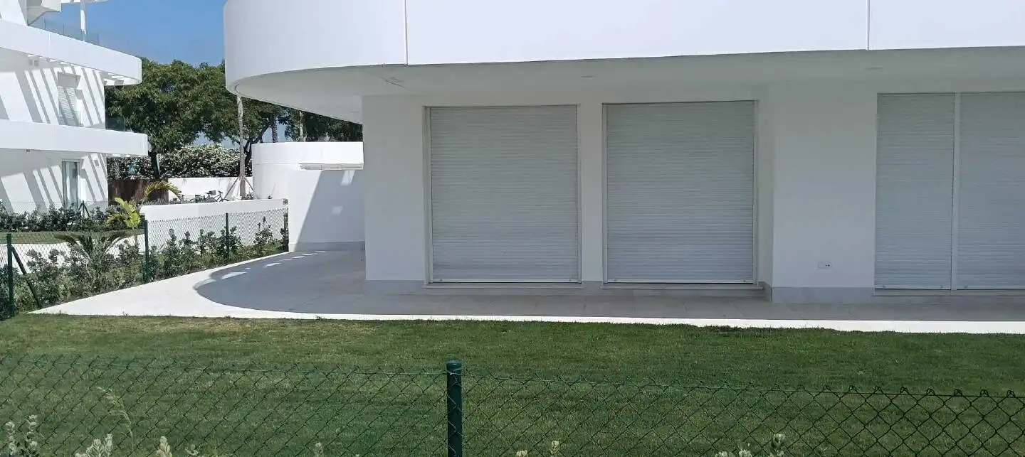 Vista exterior de Pis en venda en Chipiona