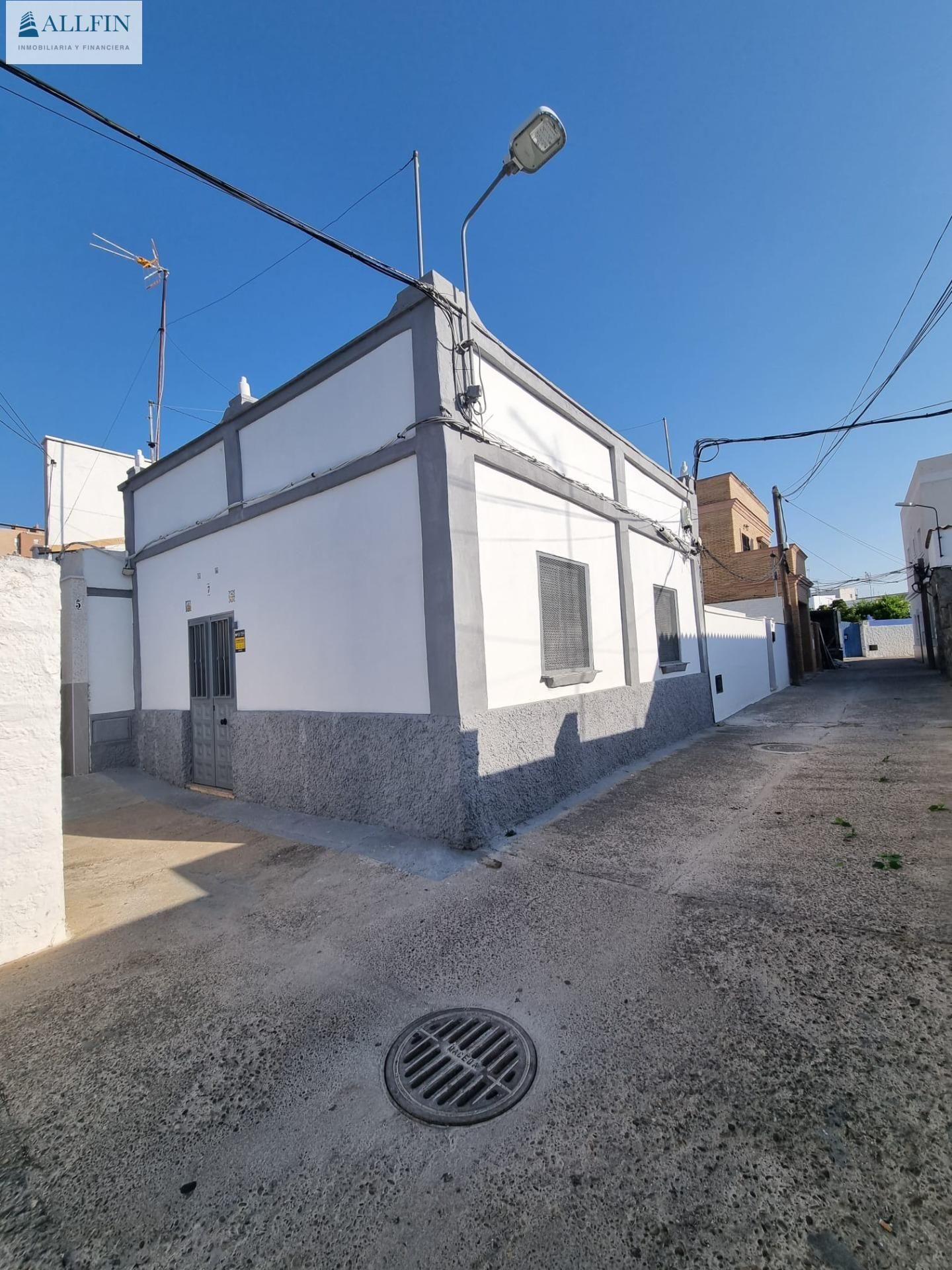 Exterior view of House or chalet for sale in Jerez de la Frontera