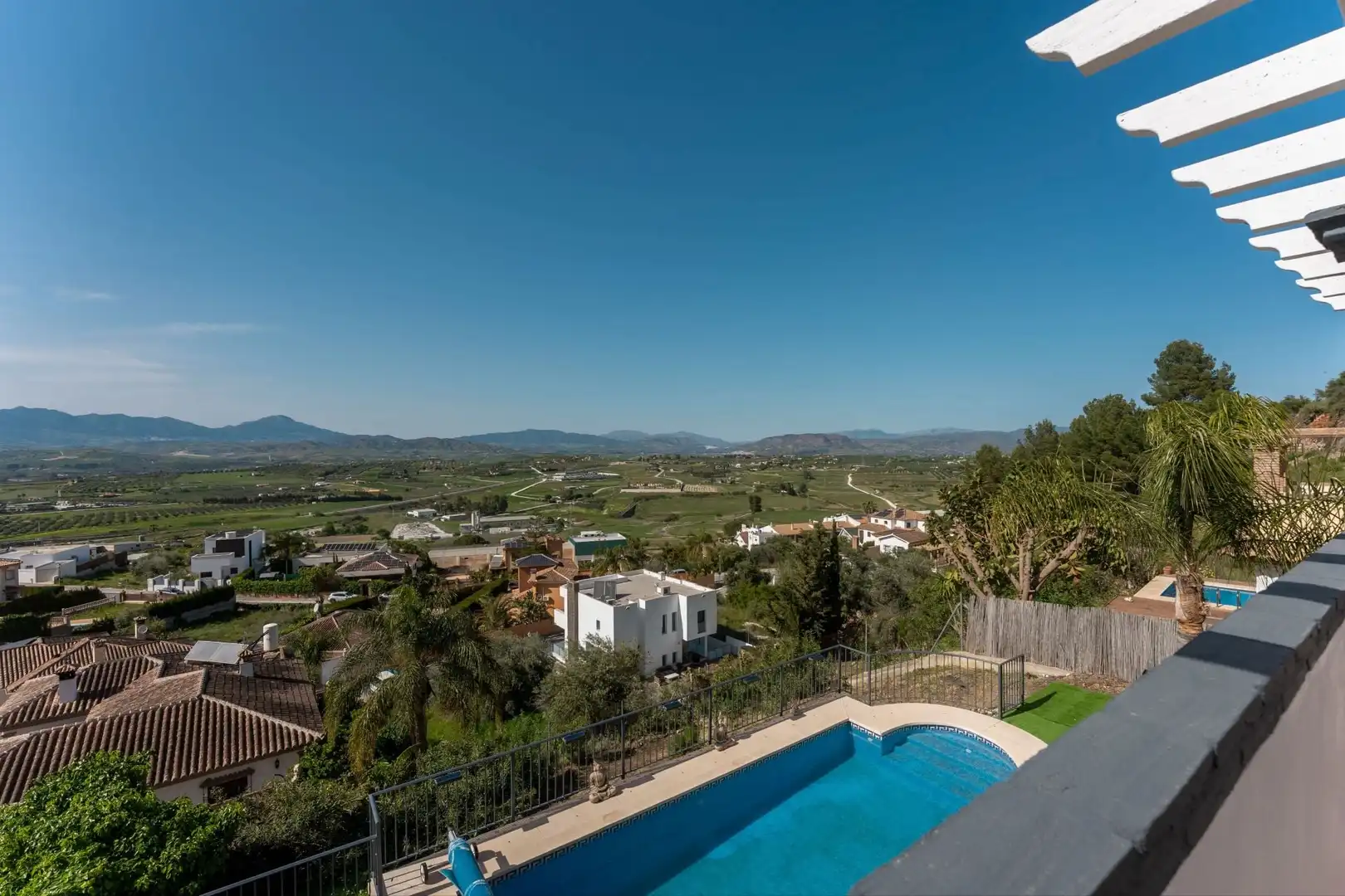 Swimming pool of Houses for sale in Coín  with Swimming Pool
