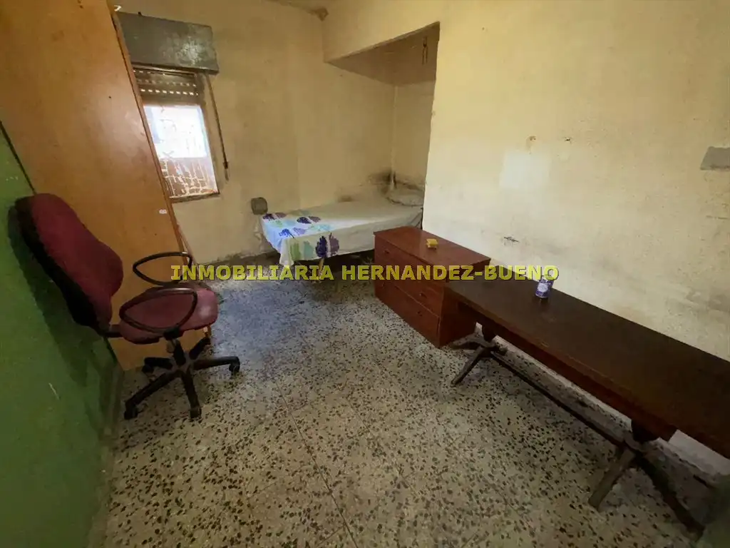 Habitación de Local en venta en Salamanca