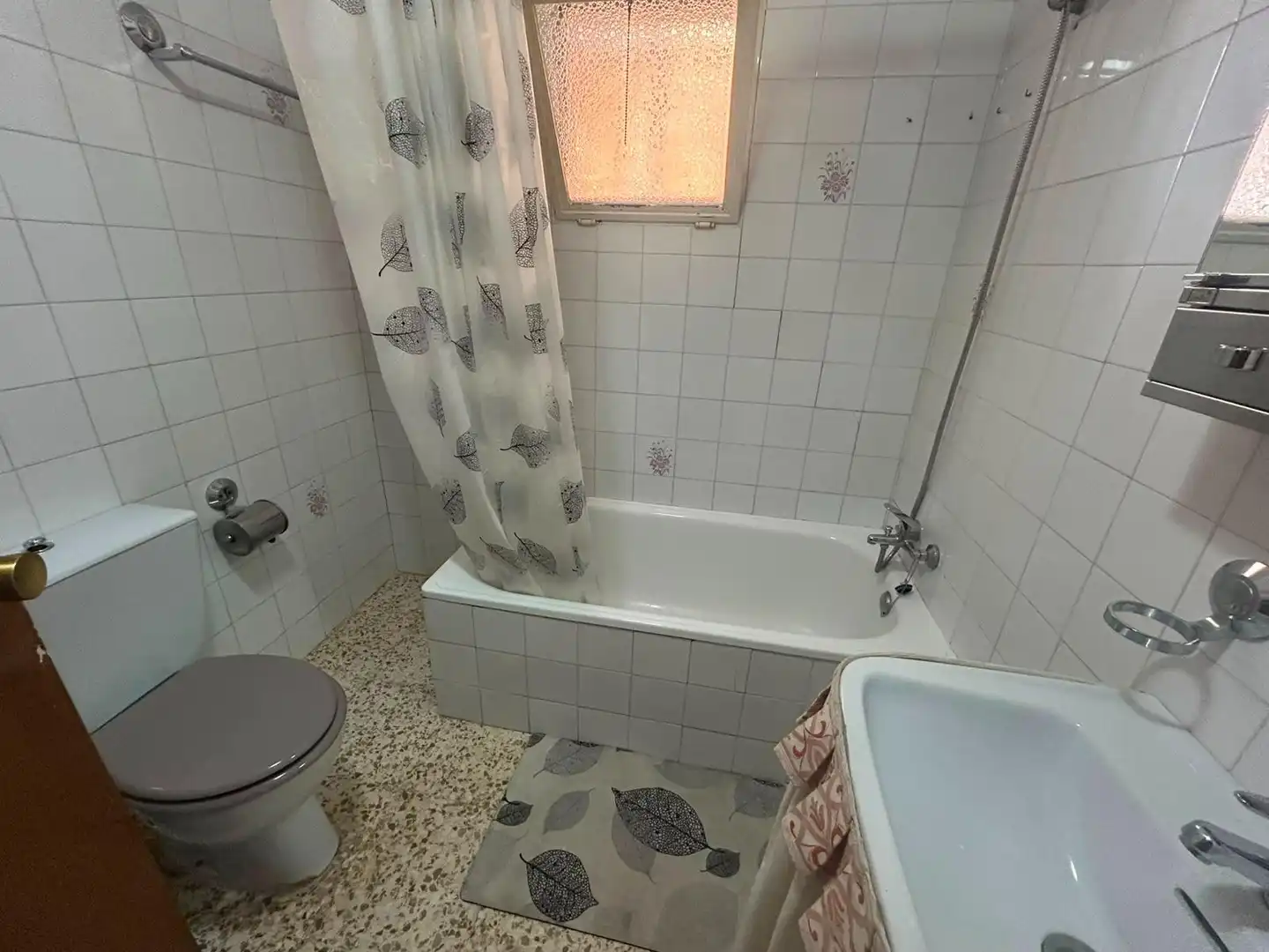 Bany de Pis en venda en Antequera amb Aire condicionat, Calefacció i Moblat