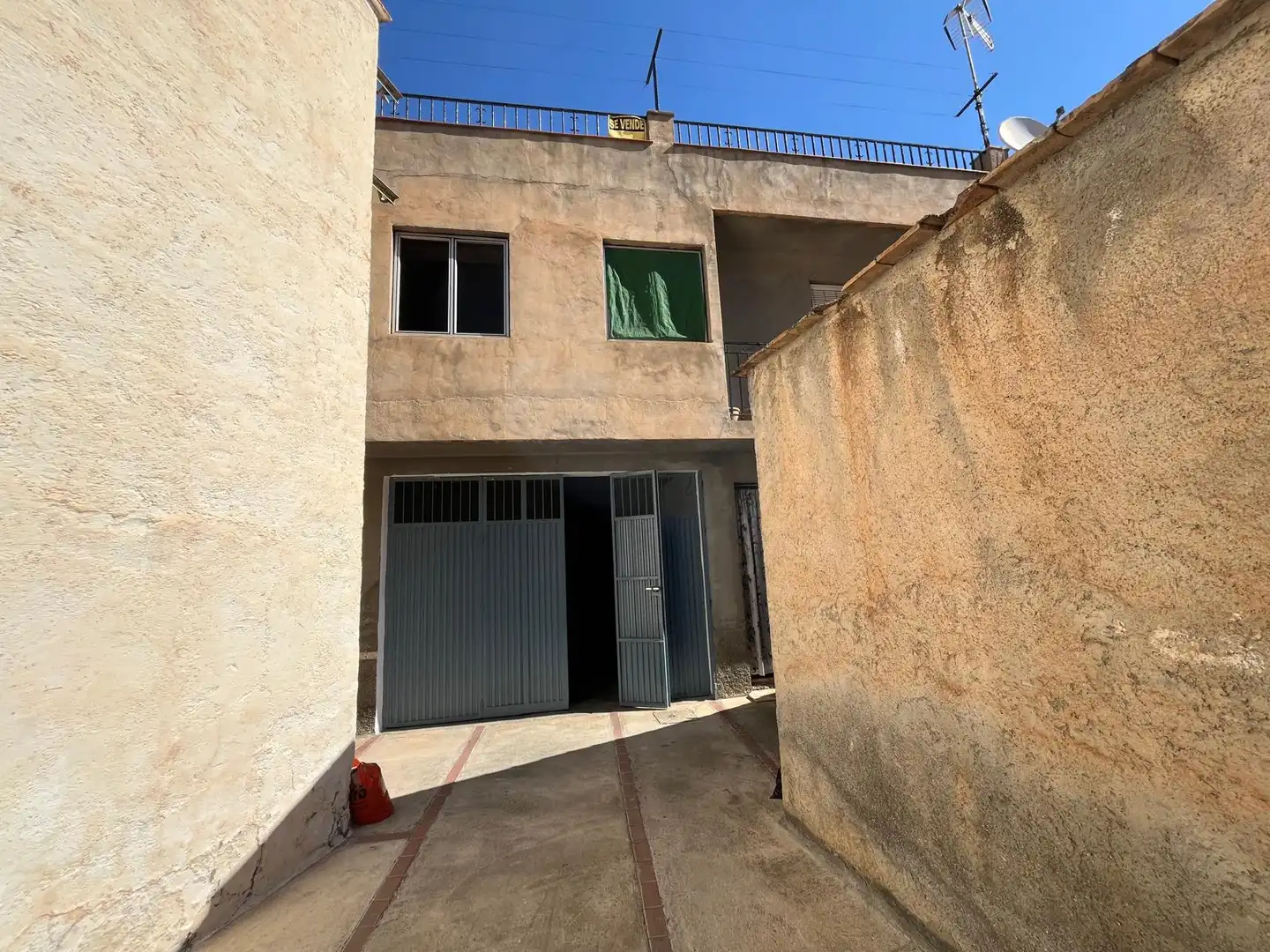Vista exterior de Casa o xalet en venda en Lecrín amb Jardí privat i Terrassa