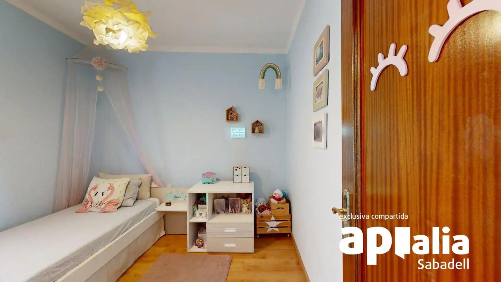 Bedroom of Flat for sale in Sabadell  with Heating, Parquet flooring and Terrace