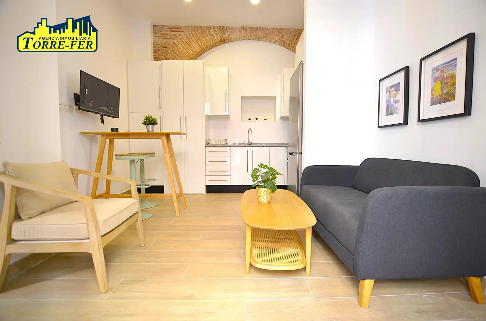 Living room of Apartments for rent in Almería  with Air Conditioner and Furnished