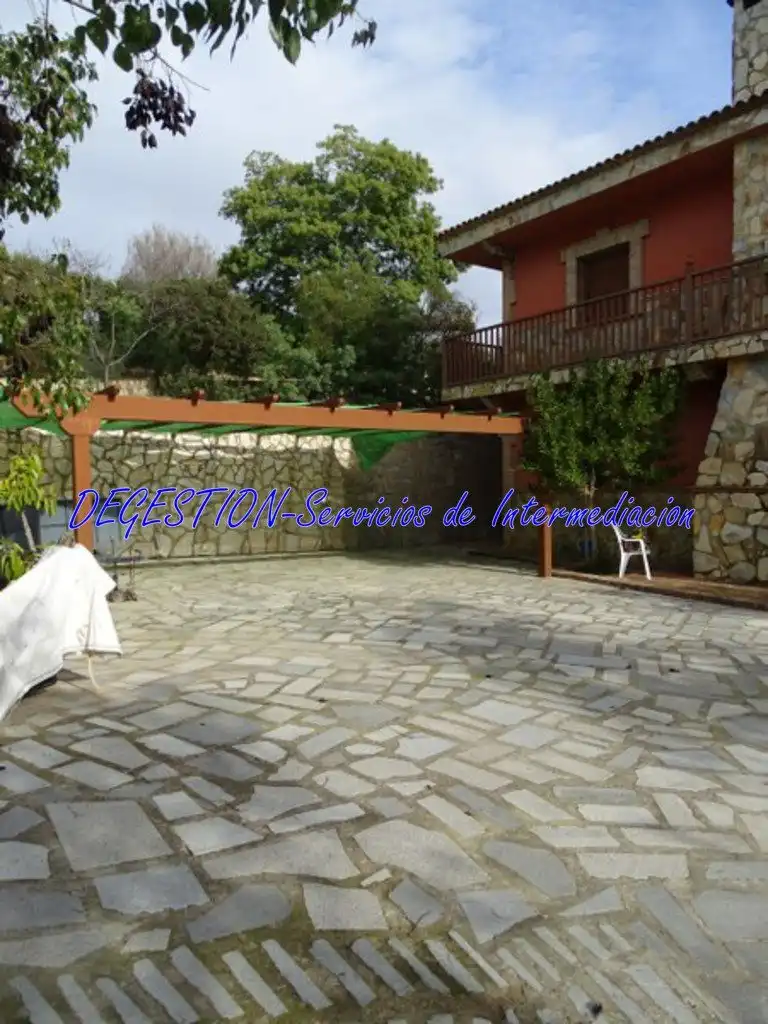Jardí de Casa o xalet en venda en Guarromán amb Aire condicionat, Jardí privat i Terrassa