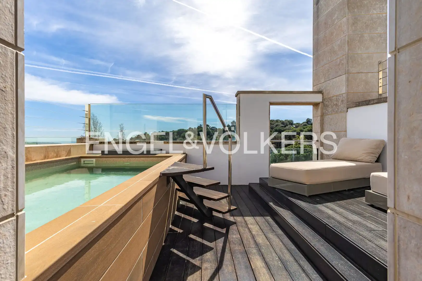 Terraza de Casa o chalet en venta en Barcelona con Aire acondicionado, Calefacción y Jardín privado