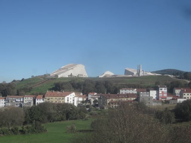Exterior view of House or chalet for sale in Santiago de Compostela   with Balcony