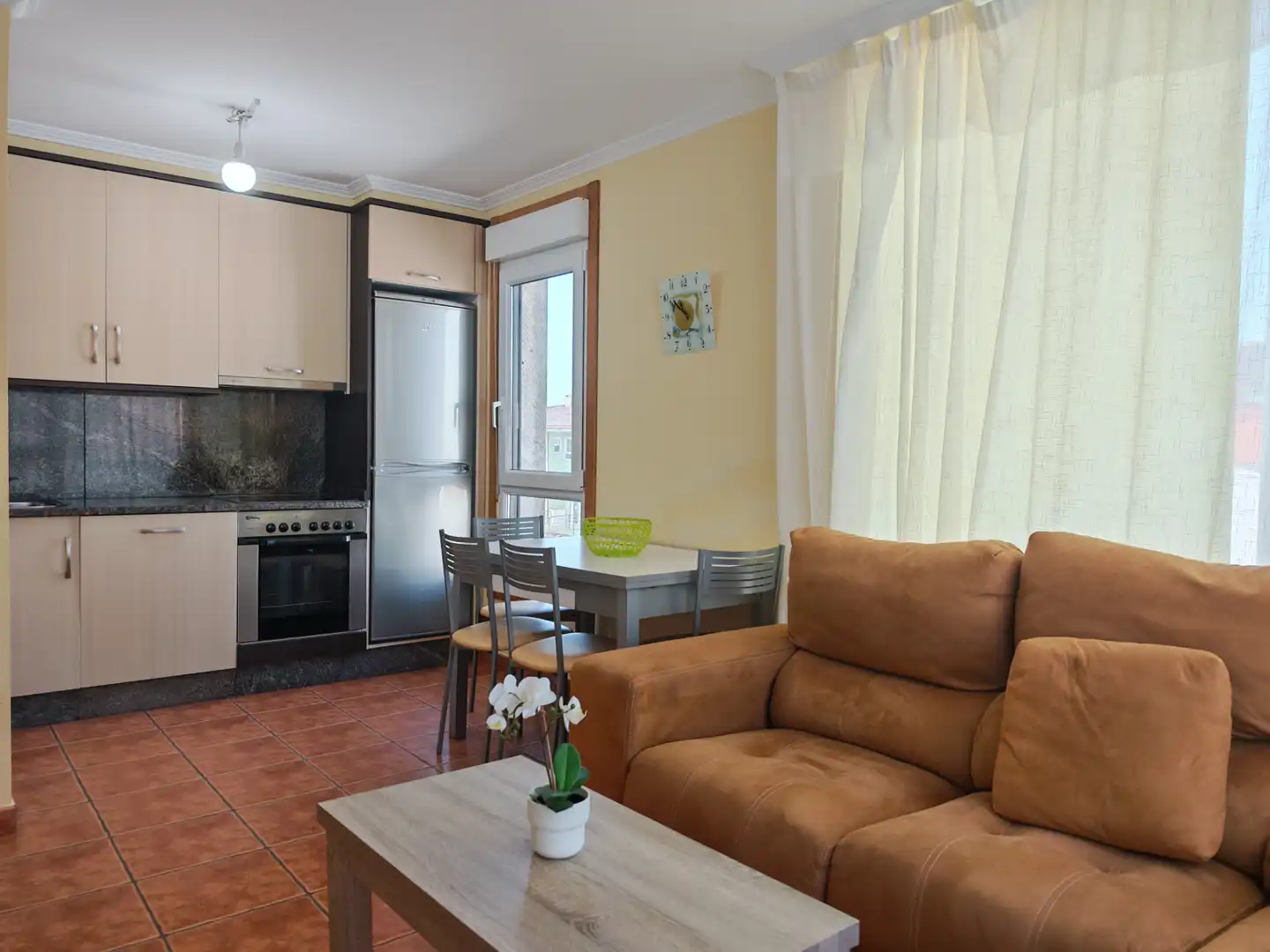 Sala de estar de Apartamento de alquiler en Fisterra con Trastero, Amueblado y Horno