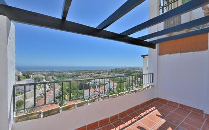 Vista exterior de Apartament en venda en Mijas amb Aire condicionat, Terrassa i Piscina