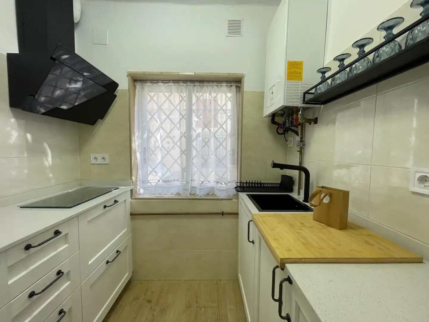 Küche von Haus oder Chalet zur Miete in Requena mit Heizung und Terrasse