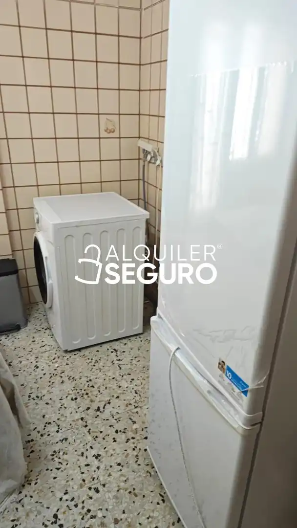 Vista exterior de Piso de alquiler en Aranda de Duero con Calefacción, Terraza y Trastero