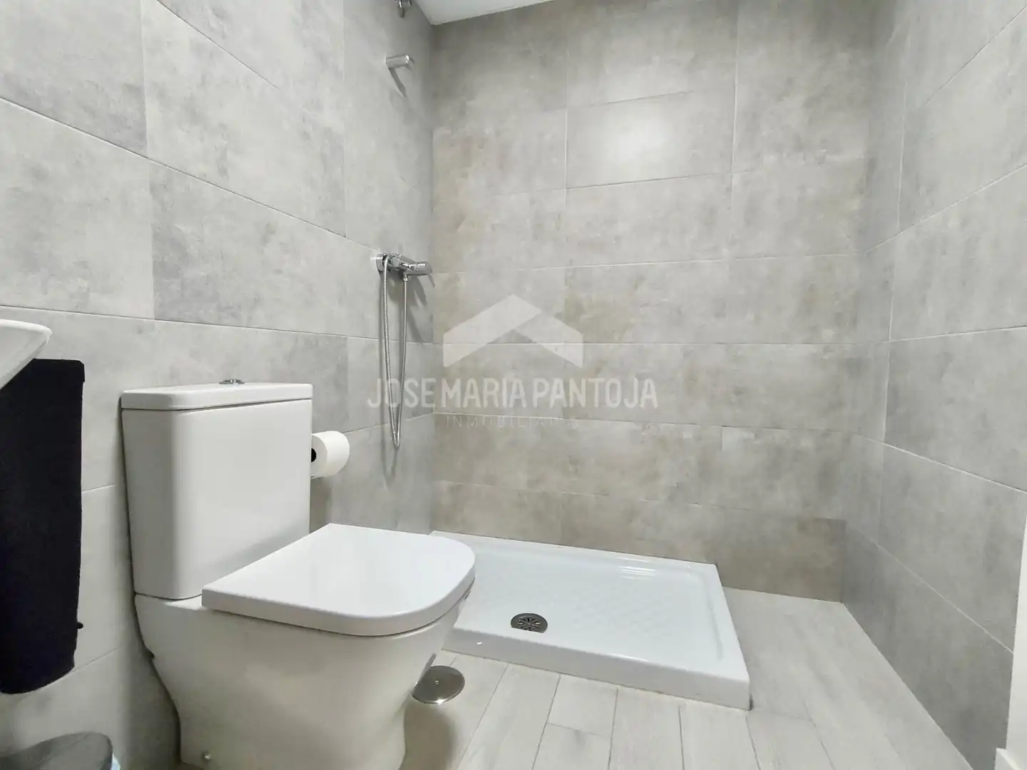 Bathroom of Flat for sale in Jerez de la Frontera  with Air Conditioner, Heating and Private garden