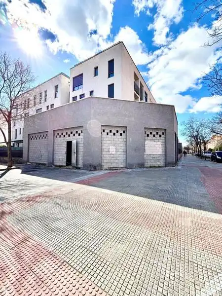 Vista exterior de Local de alquiler en Torrejón de Ardoz