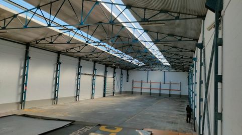 Foto 4 von Fabrikhallen zur Miete in Rúa Primeira Avenida, Mesoiro, A Coruña Capital