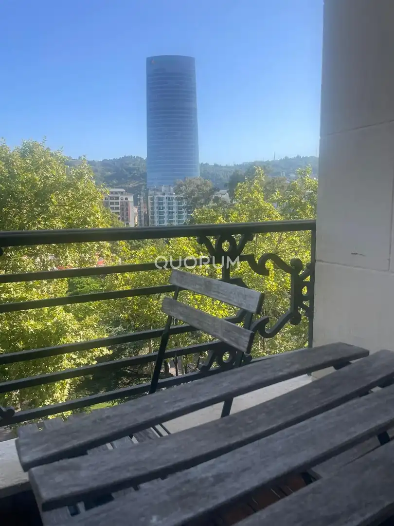 Terrassa de Pis en venda en Bilbao  amb Aire condicionat, Calefacció i Terrassa