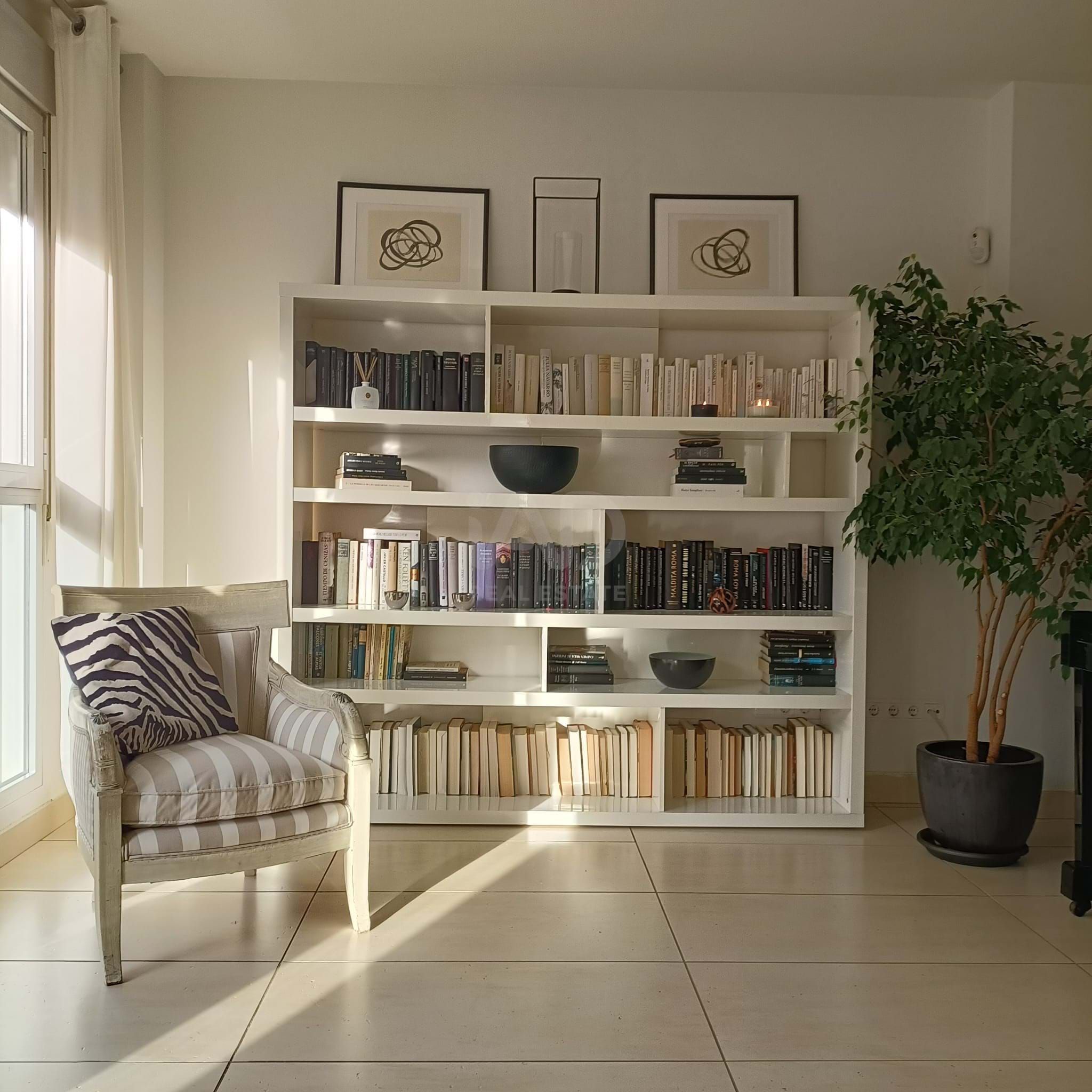 Sala d'estar de Casa o xalet en venda en Valladolid Capital amb Aire condicionat, Calefacció i Terrassa