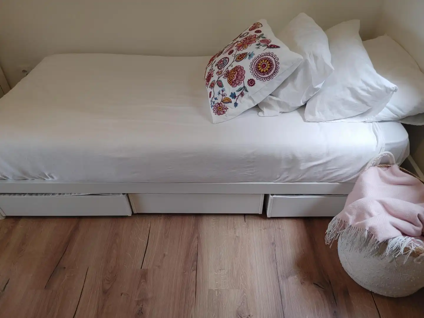Bedroom of Flat for sale in L'Hospitalet de Llobregat  with Heating, Terrace and Balcony