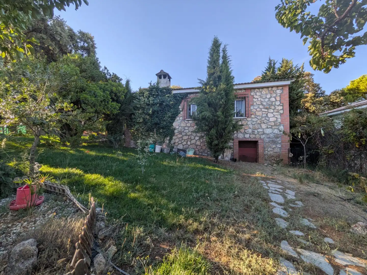 Xalet amb piscina en venda a Hontoba, imagen 2