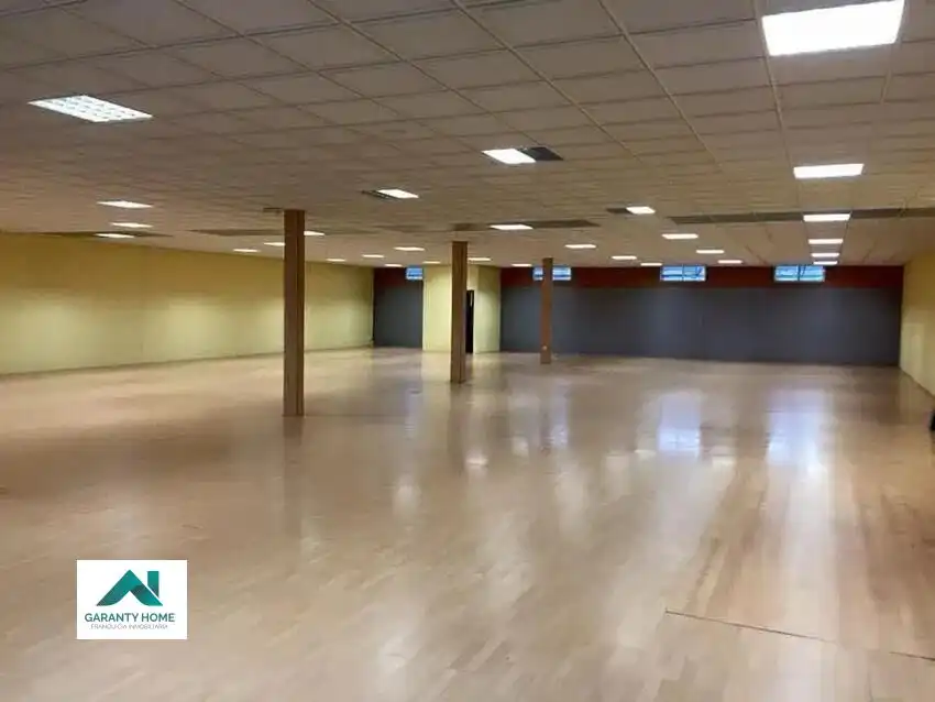 Local comercial en venda a Baena, imagen 4
