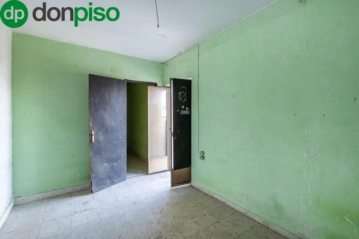 Houses for sale in Granada  with Terrace and Balcony