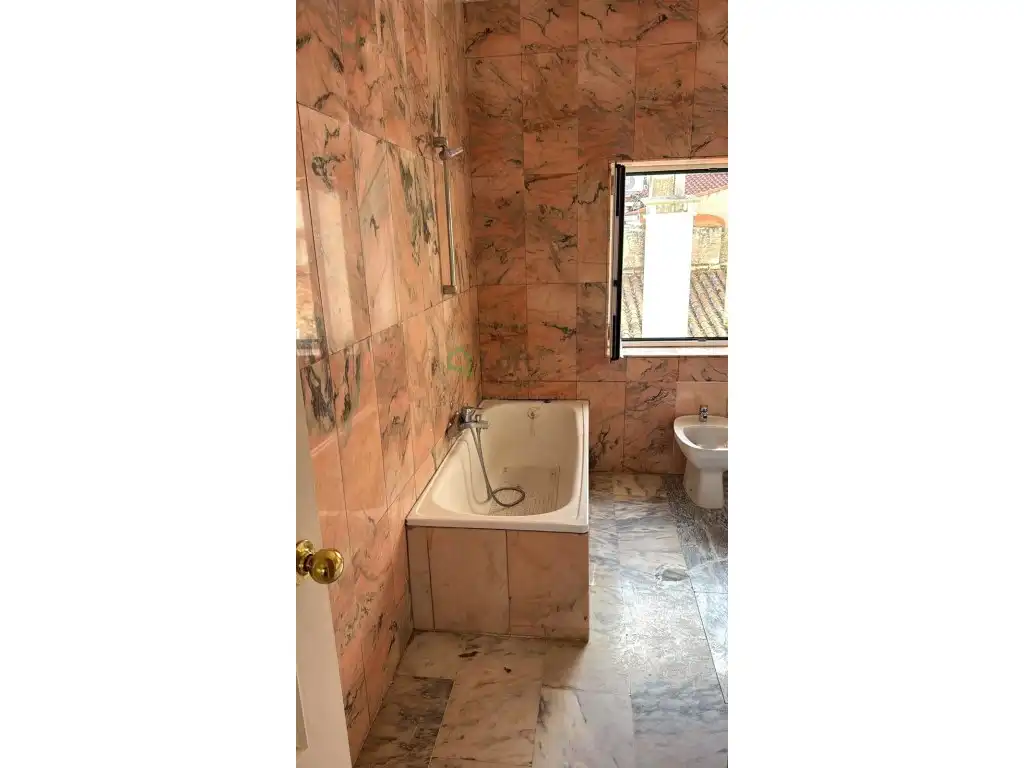 Bany de Àtic en venda en Badajoz amb Terrassa