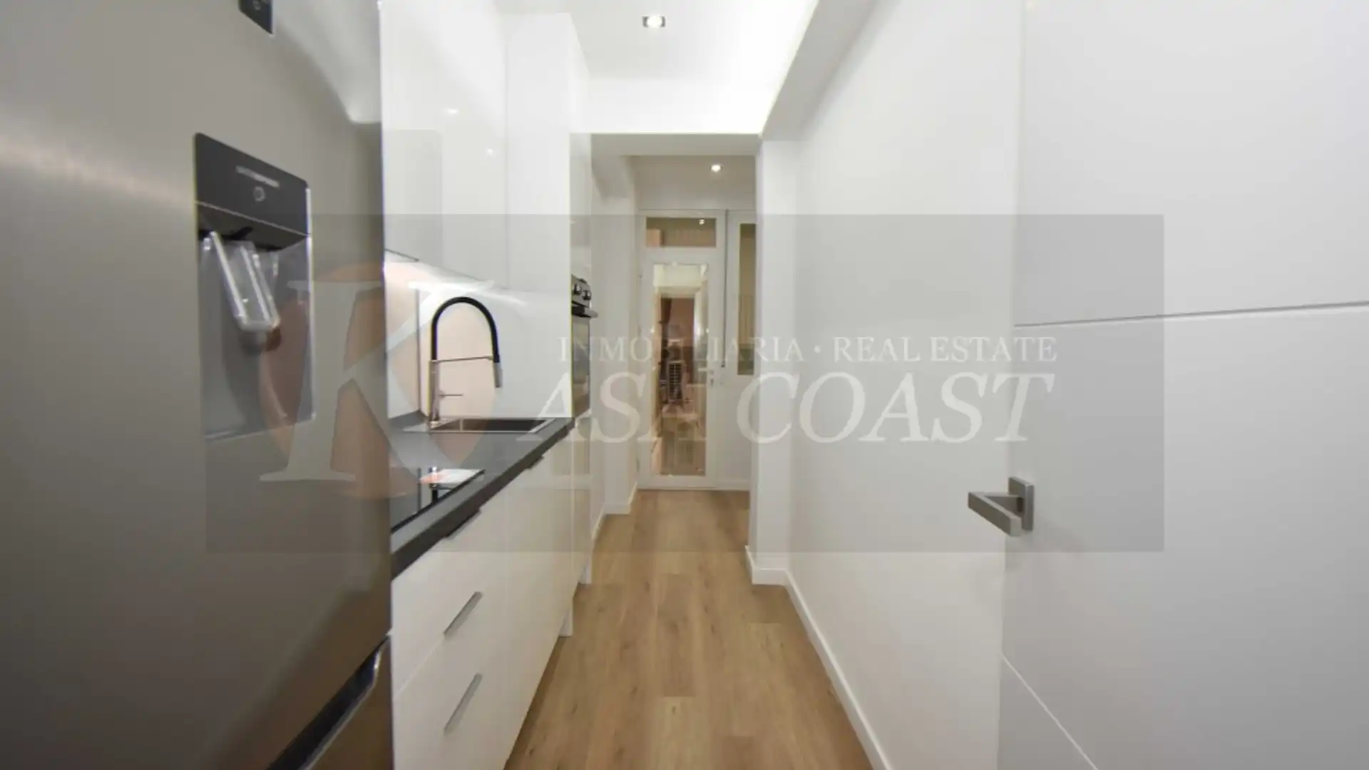 Cocina de Piso en venta en Fuengirola con Aire acondicionado y Balcón