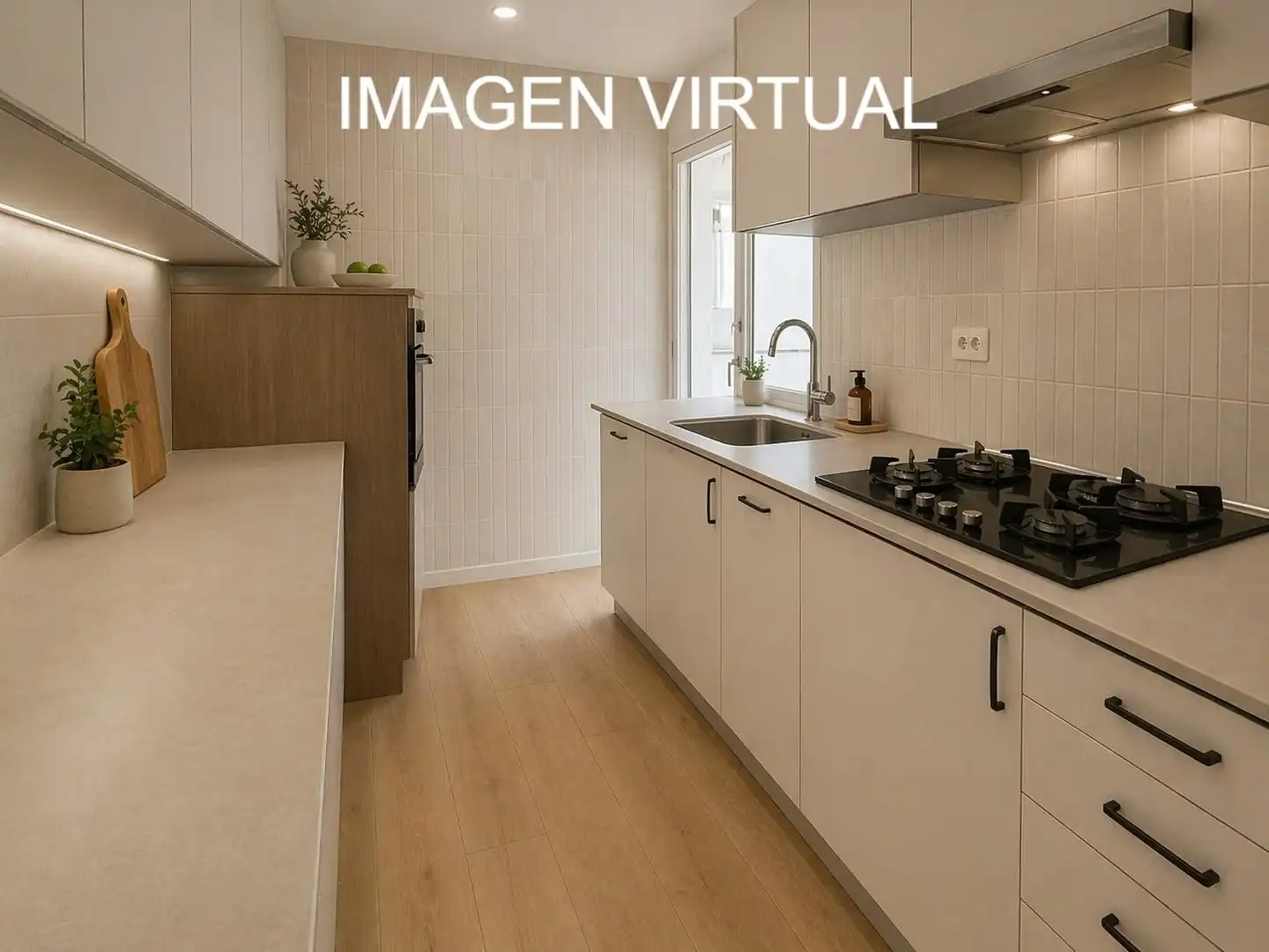 Cocina de Piso en venta en Valencia con Trastero y Balcón