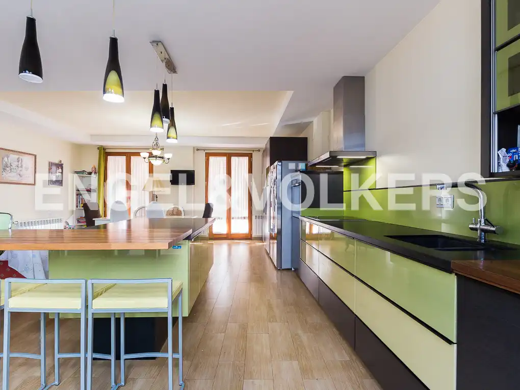 Kitchen of Houses for sale in Alzira  with Air Conditioner, Heating and Terrace