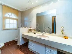 Baño de Casa o chalet en venta en Las Rozas de Madrid con Aire acondicionado, Calefacción y Jardín privado