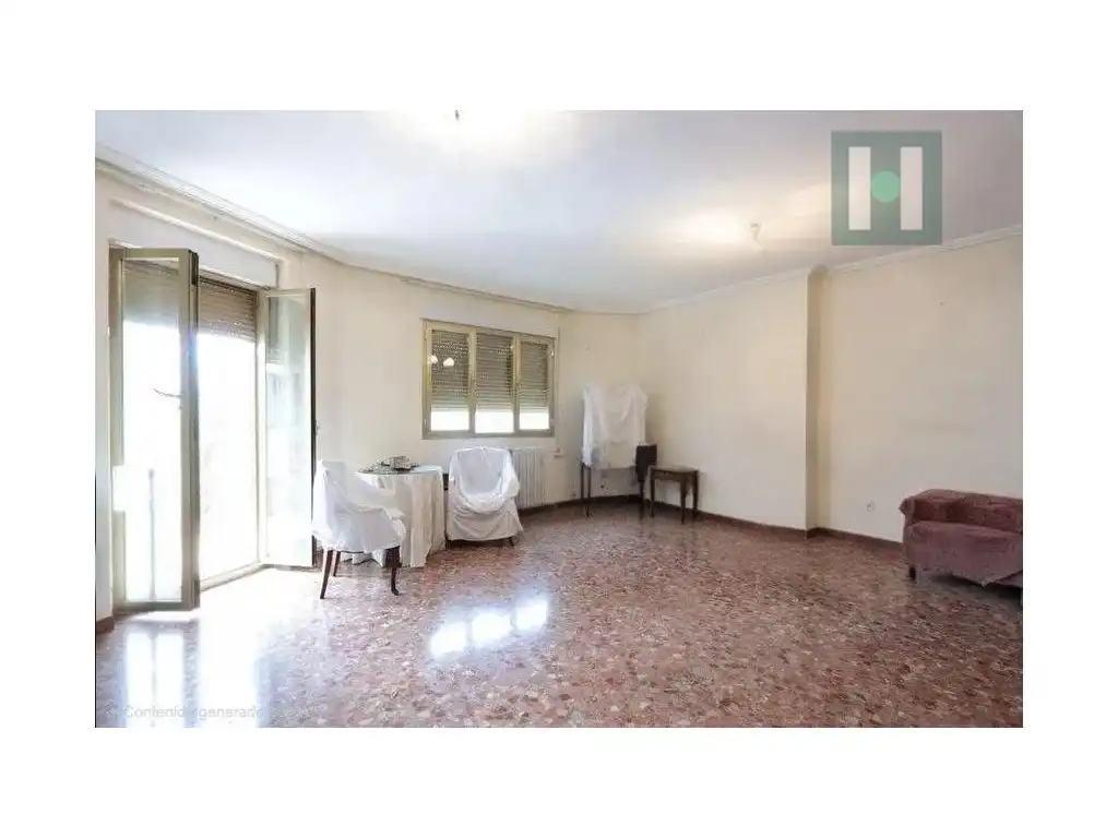 Piso en venta en Plaza Castellini, Casco Antiguo