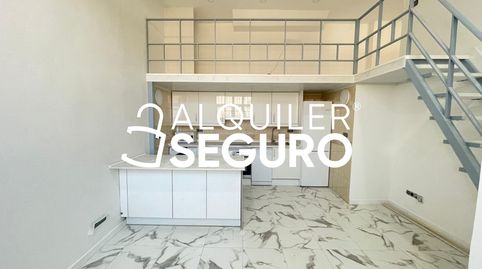 Photo 3 of Flat for rent in Viñegra, Los Cármenes, Madrid Capital