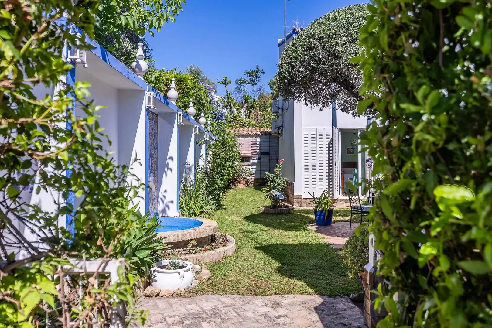 Garten von Haus oder Chalet zum Verkauf in Tomares mit Klimaanlage, Heizung und Privatgarten