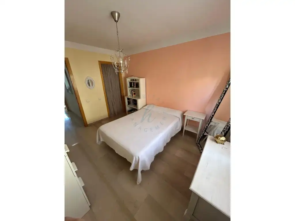 Habitación de Casa o chalet en venta en Valencia