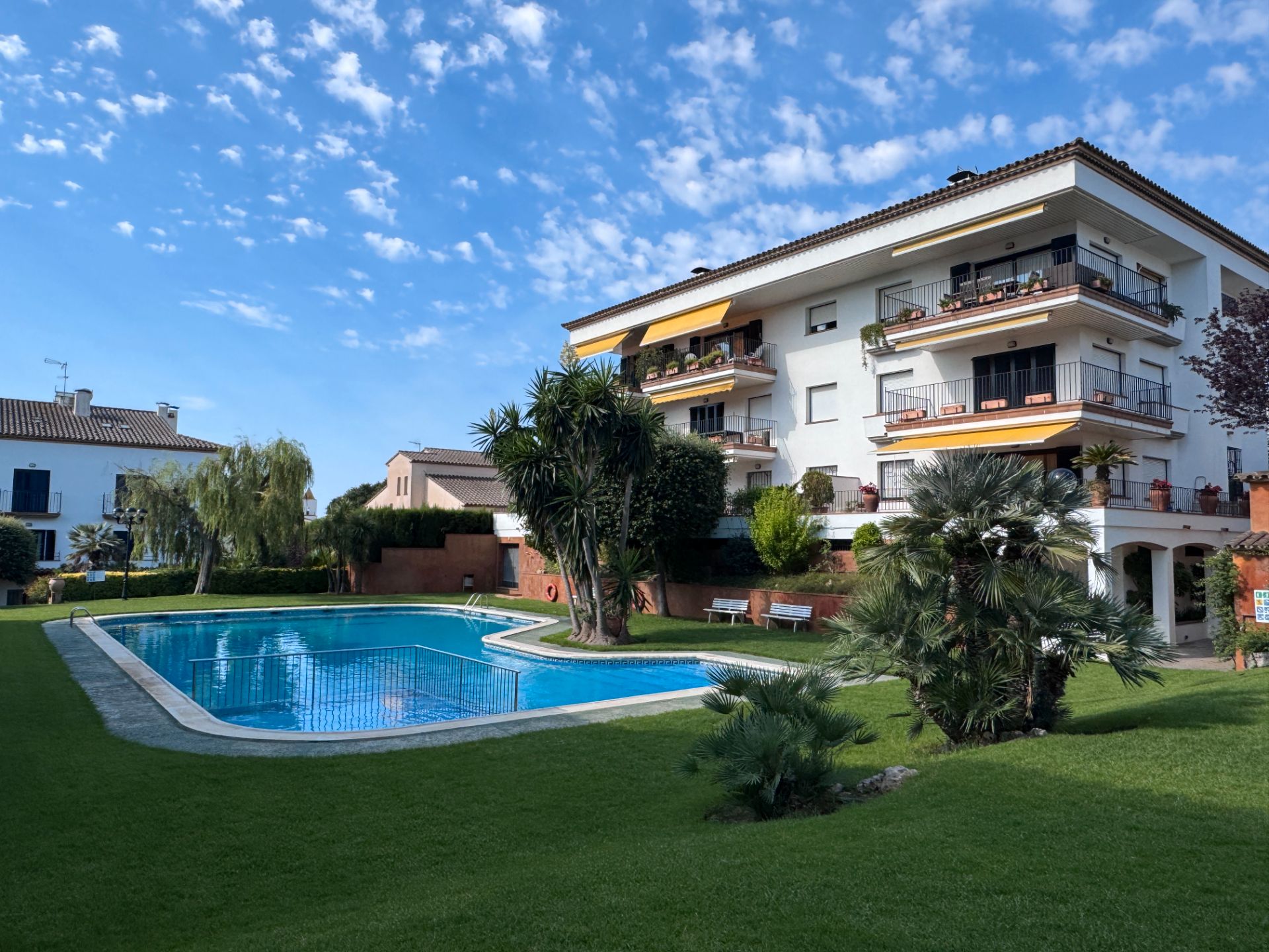 Piscina de Pis en venda en Palafrugell amb Aire condicionat, Terrassa i Moblat